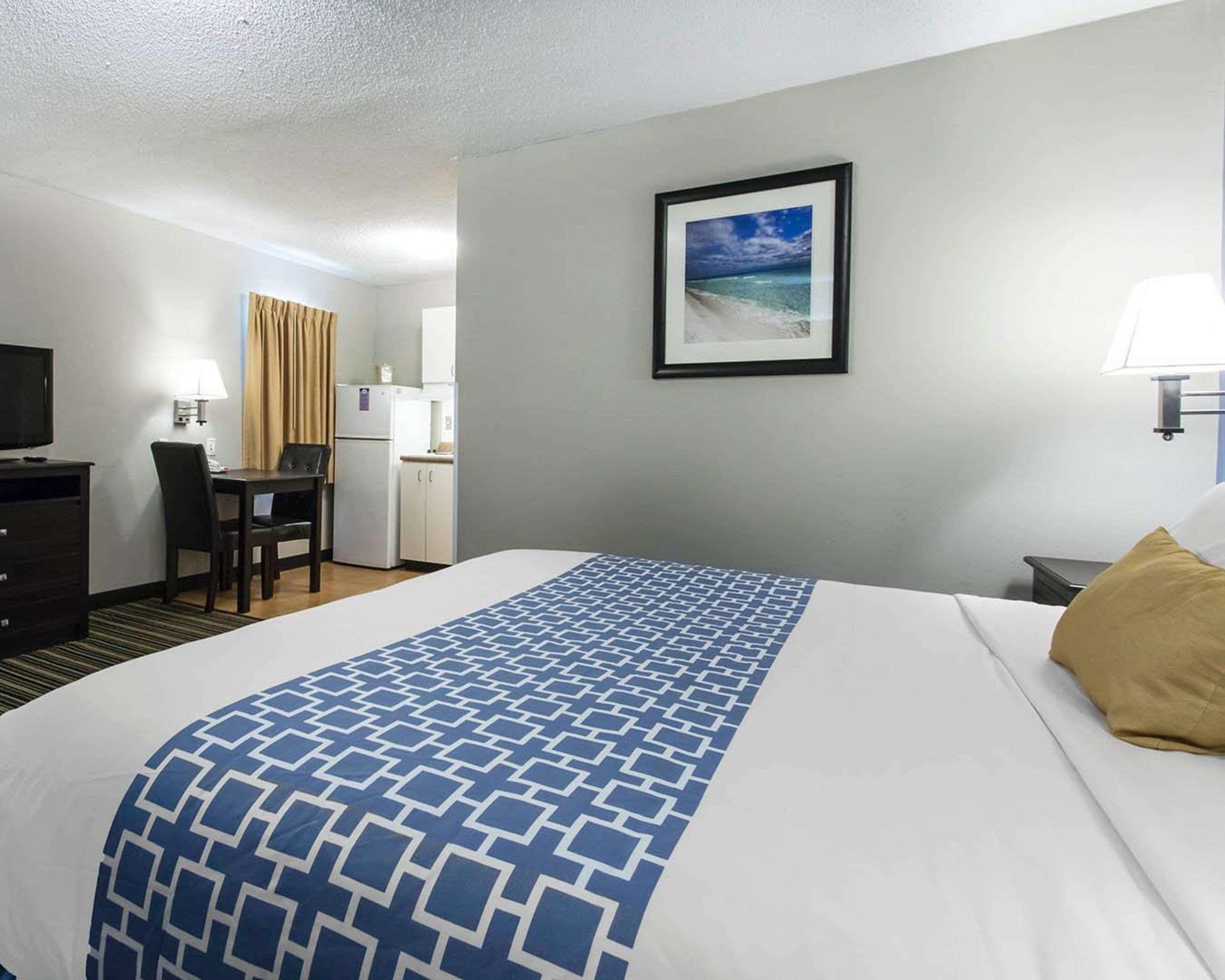 Warrington Suburban Extended Stay Hotel Naval Base Area מראה חיצוני תמונה