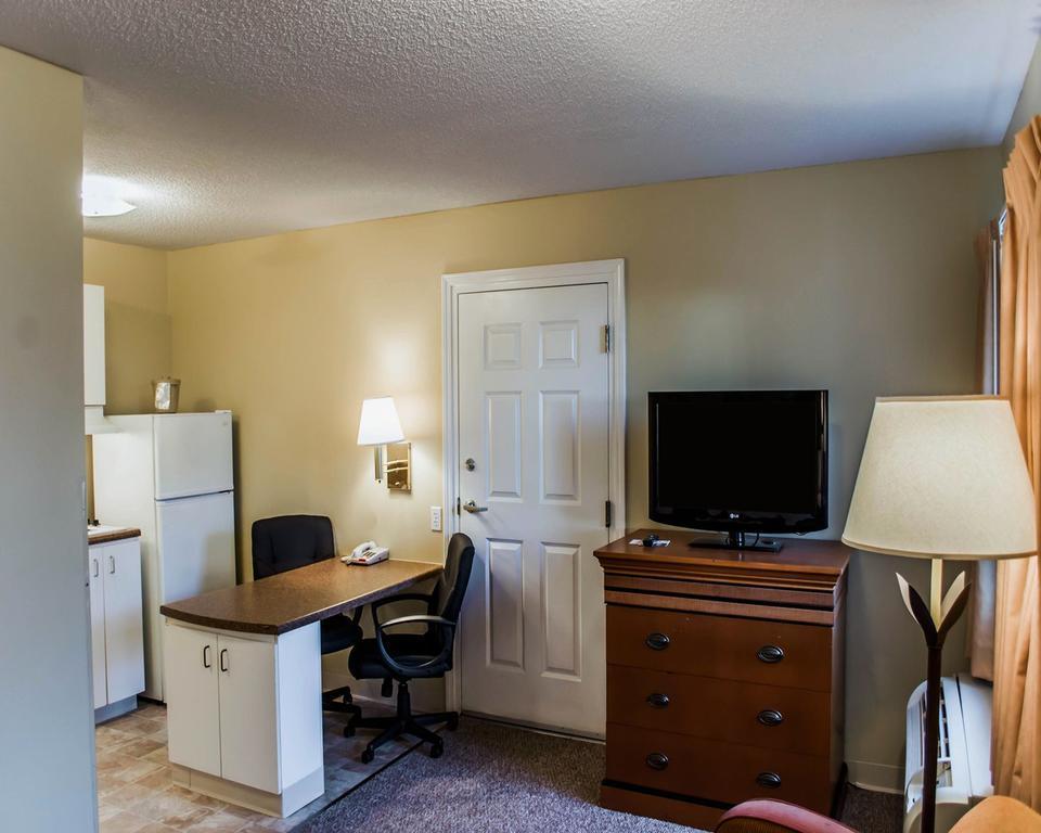 Warrington Suburban Extended Stay Hotel Naval Base Area מראה חיצוני תמונה