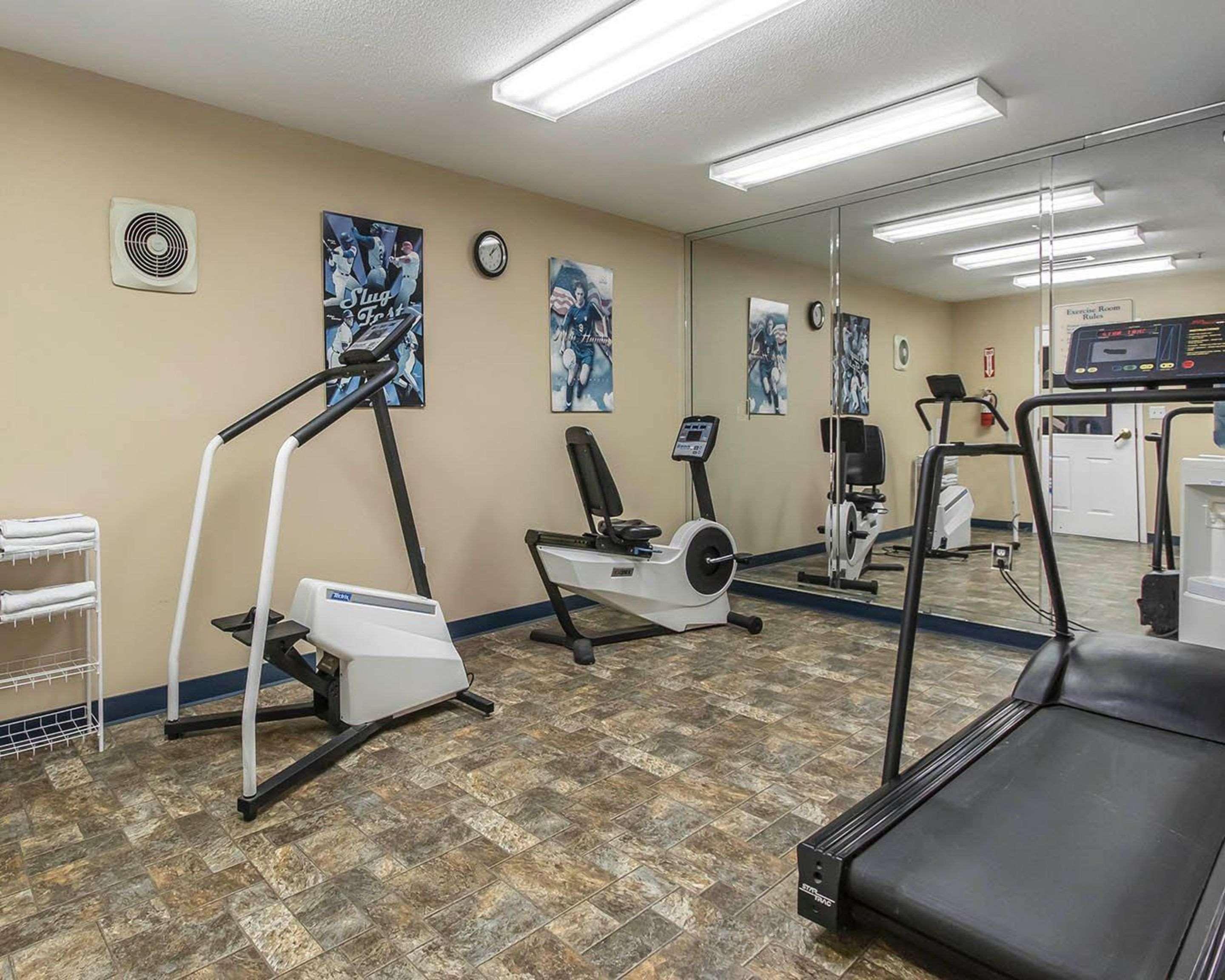 Warrington Suburban Extended Stay Hotel Naval Base Area מראה חיצוני תמונה