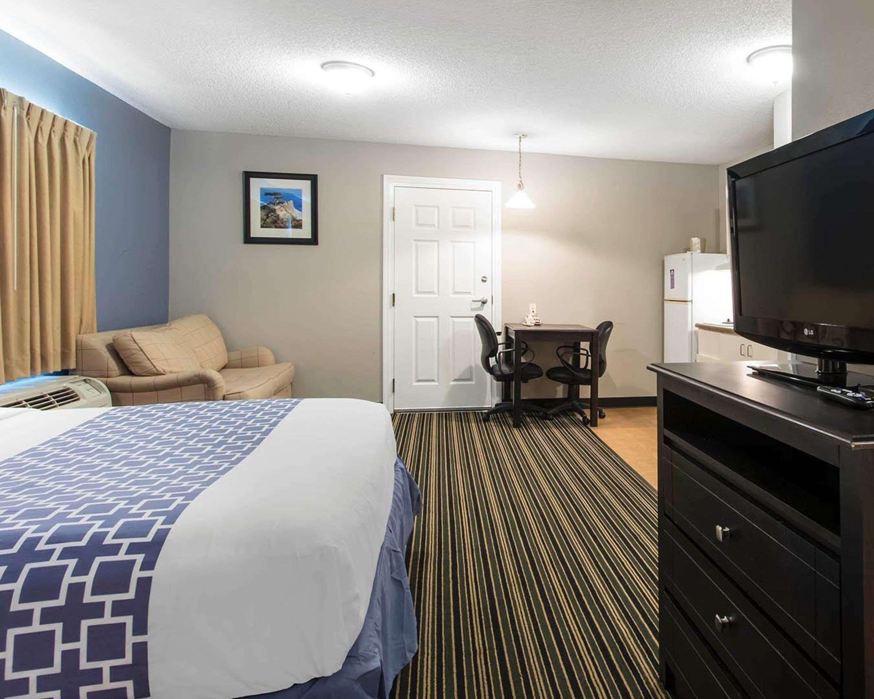 Warrington Suburban Extended Stay Hotel Naval Base Area מראה חיצוני תמונה