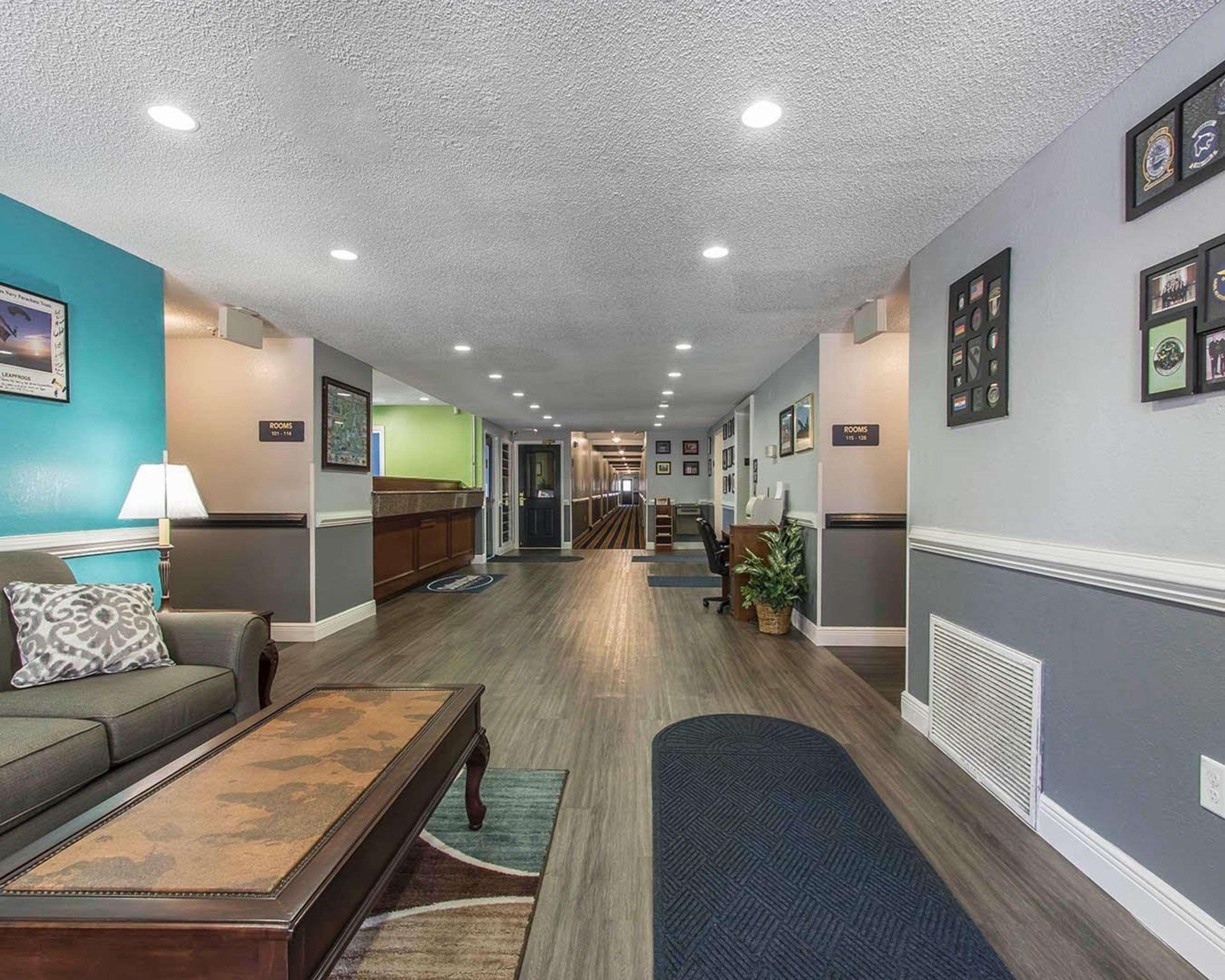 Warrington Suburban Extended Stay Hotel Naval Base Area מראה חיצוני תמונה