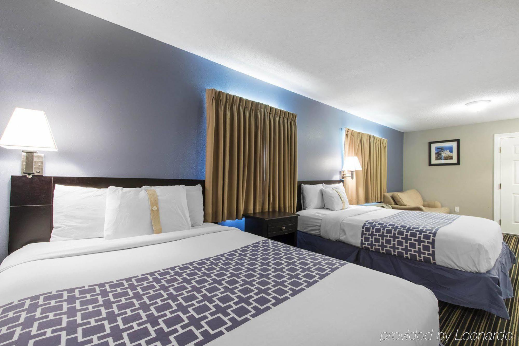 Warrington Suburban Extended Stay Hotel Naval Base Area מראה חיצוני תמונה