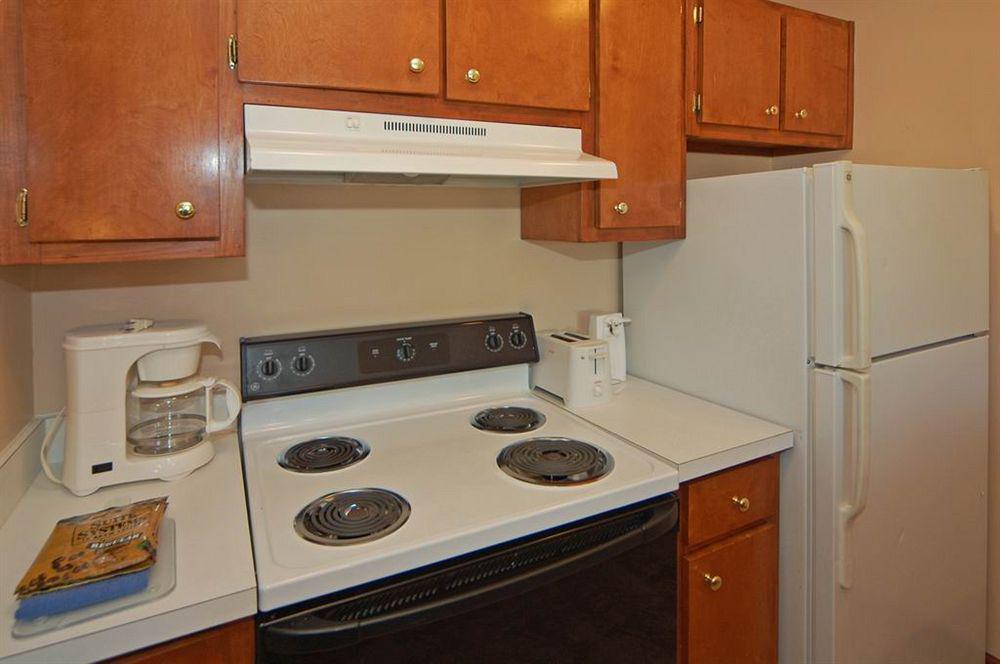 Warrington Suburban Extended Stay Hotel Naval Base Area מראה חיצוני תמונה